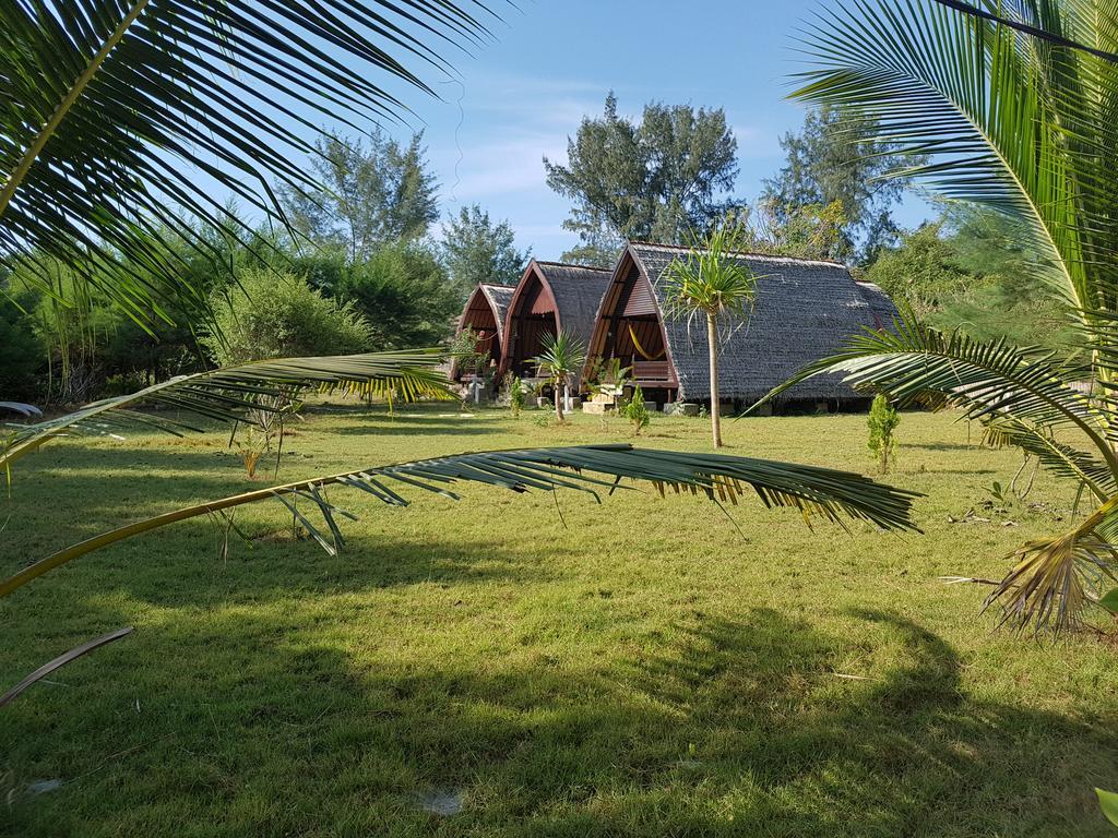Sasak Island Bungalows 길리메노 외부 사진